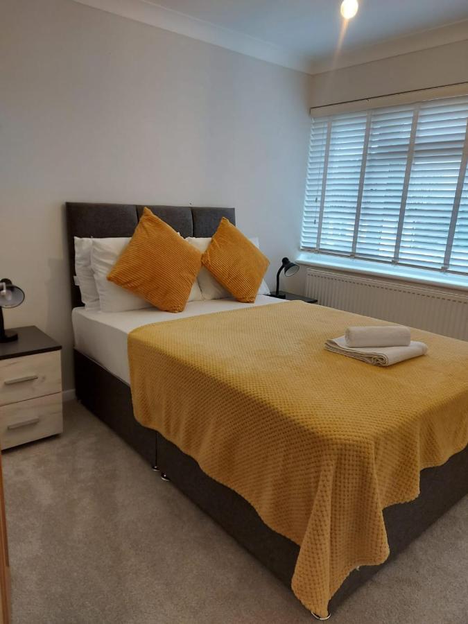 Central Ashford Stay - Contractors & Families Welcome - Free Parking Exterior photo
