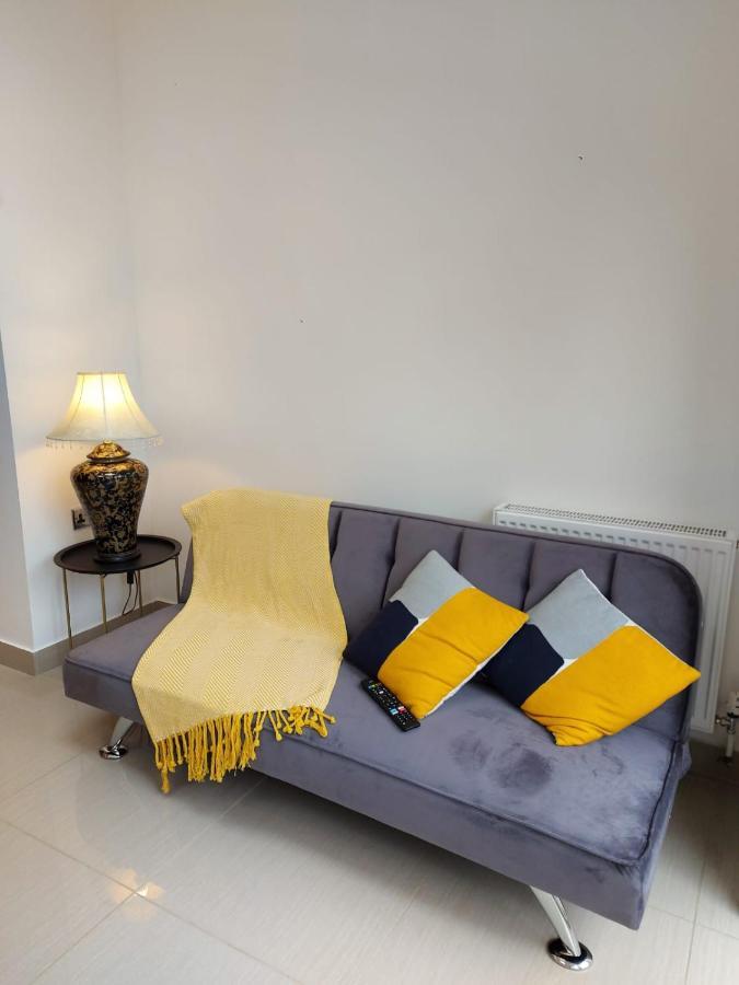 Central Ashford Stay - Contractors & Families Welcome - Free Parking Exterior photo
