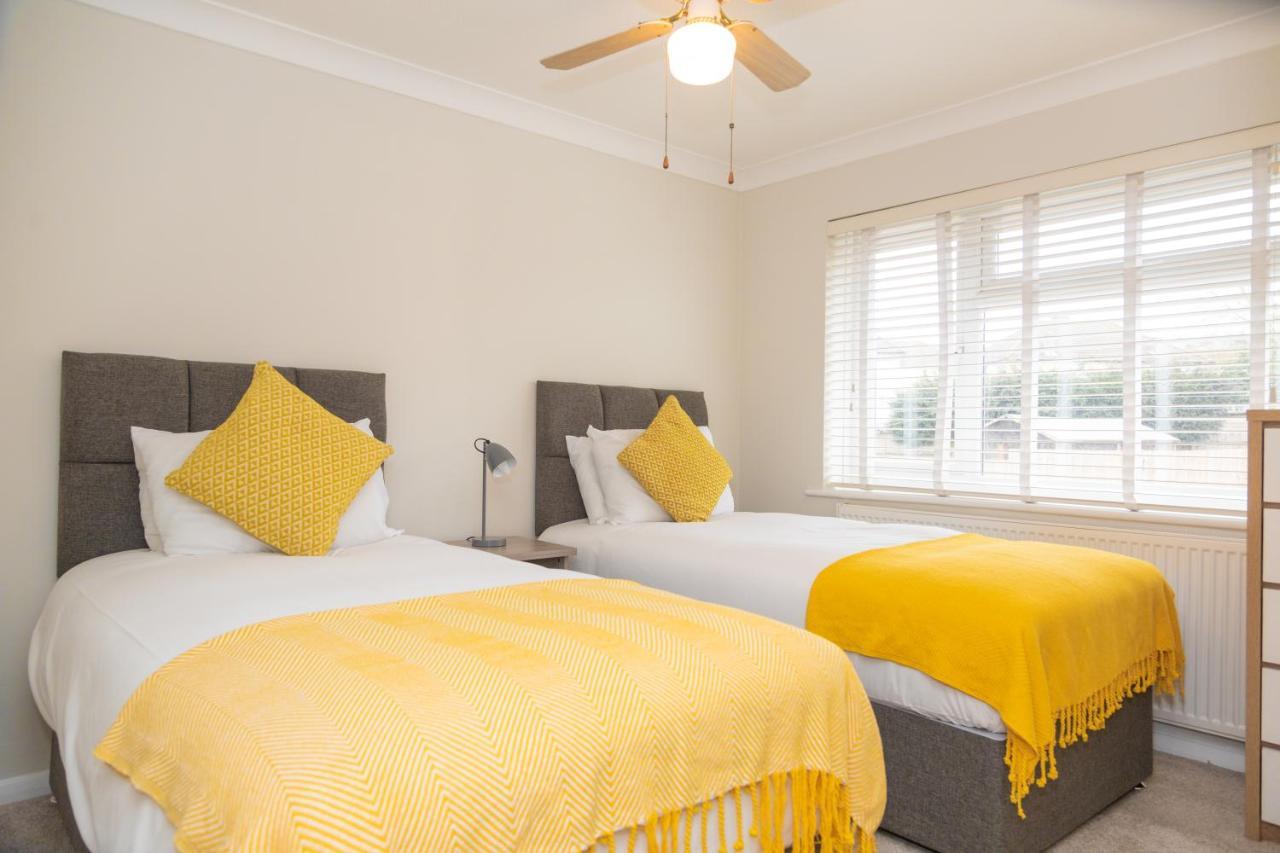 Central Ashford Stay - Contractors & Families Welcome - Free Parking Exterior photo