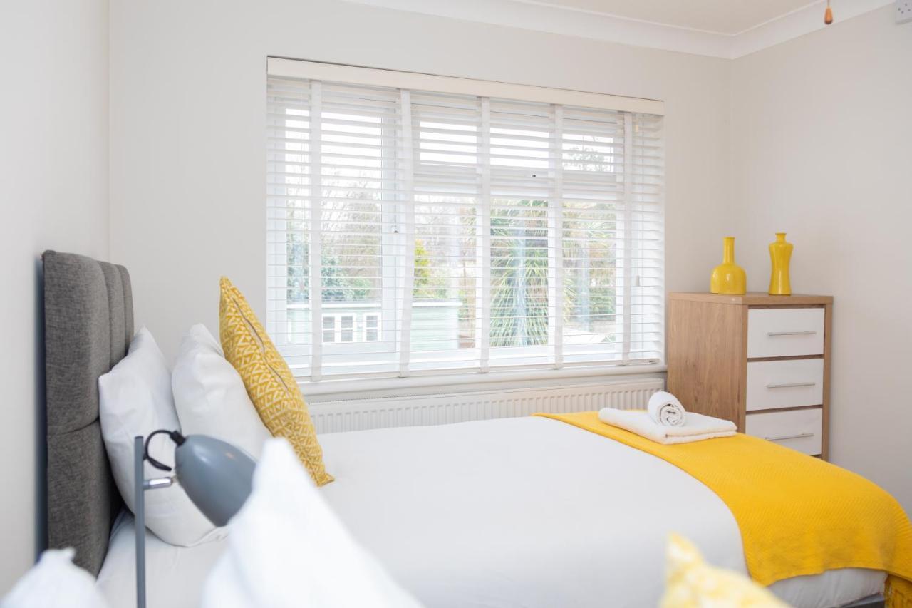 Central Ashford Stay - Contractors & Families Welcome - Free Parking Exterior photo